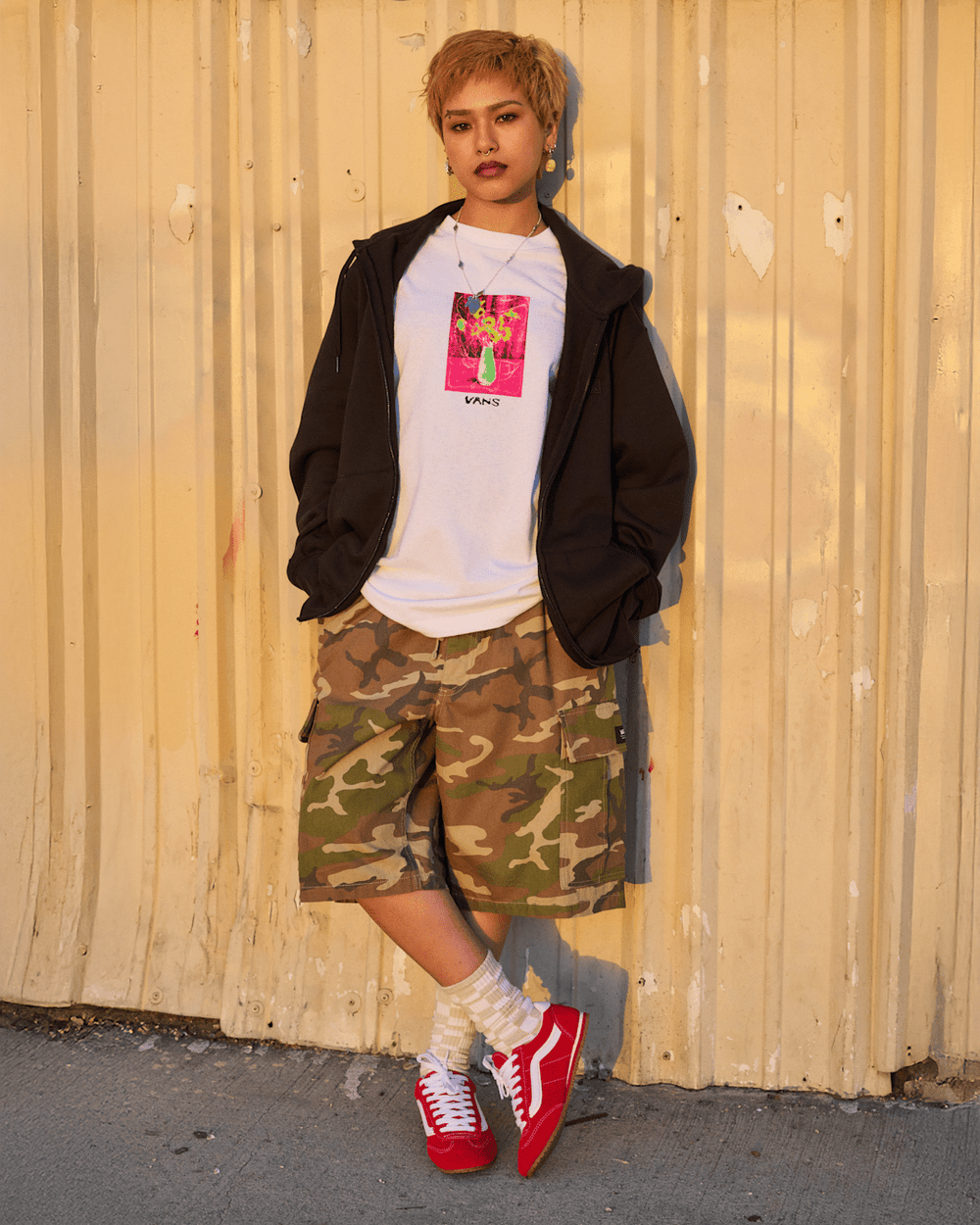 Range Cargo Loose 22'' Shorts in Vintage Camo Brown / Green | Vans outlet