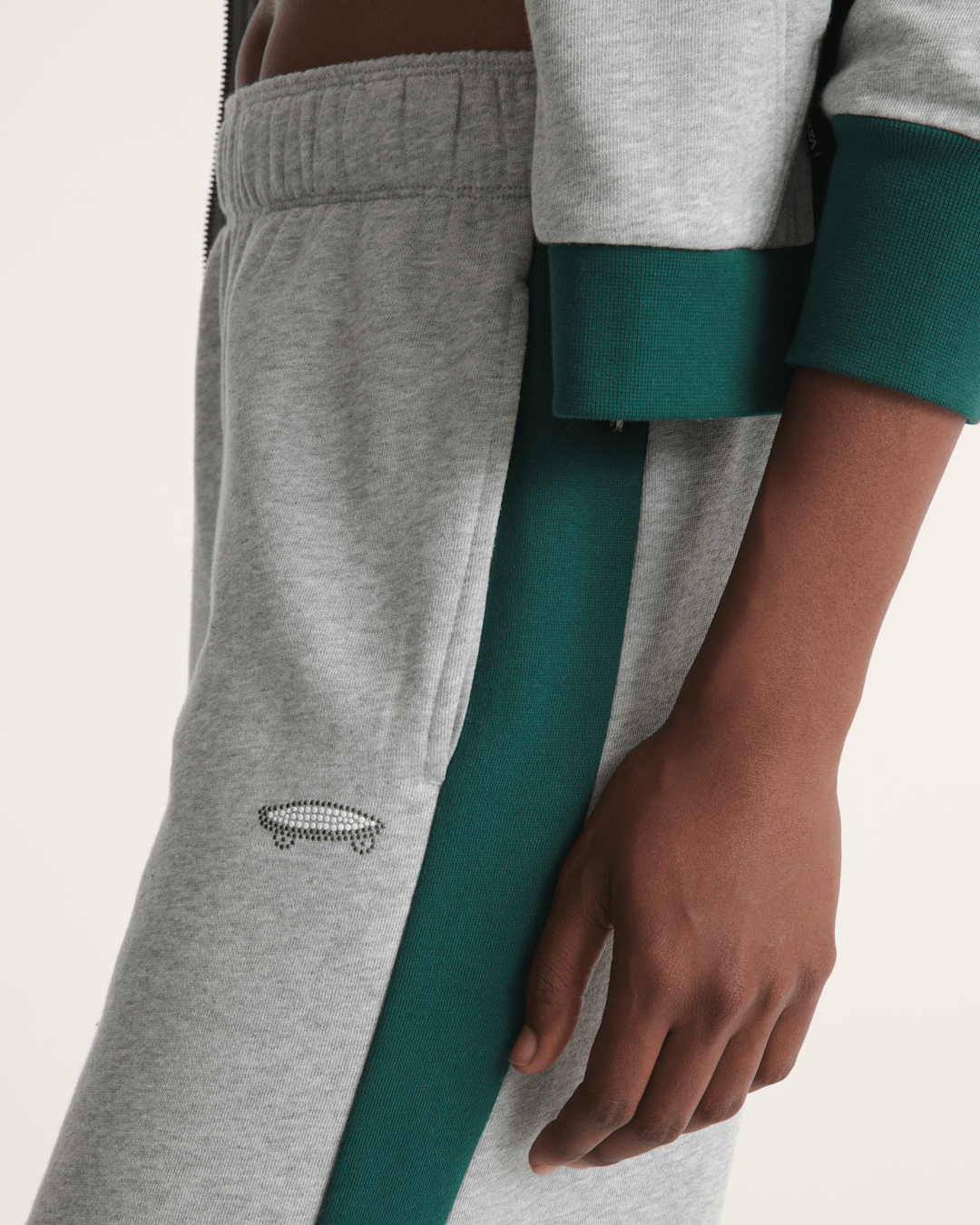 Rookie Track Sweatpants in Grey / Emerald Green | Vans online