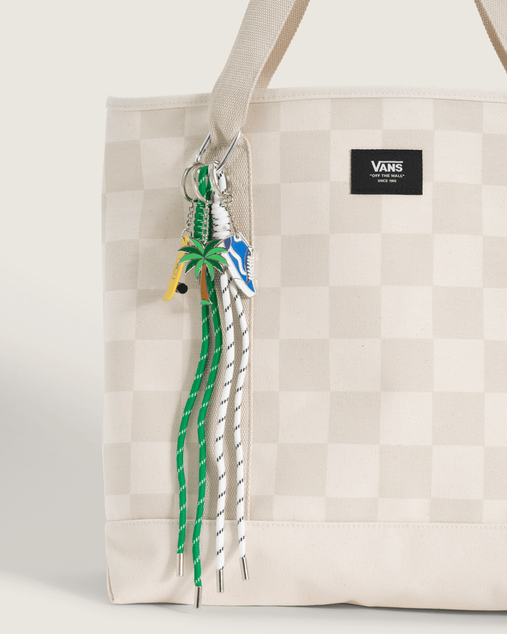 Waffle Shop Coastal Cruise Bag Charm Set in Yellow / Green | Vans online