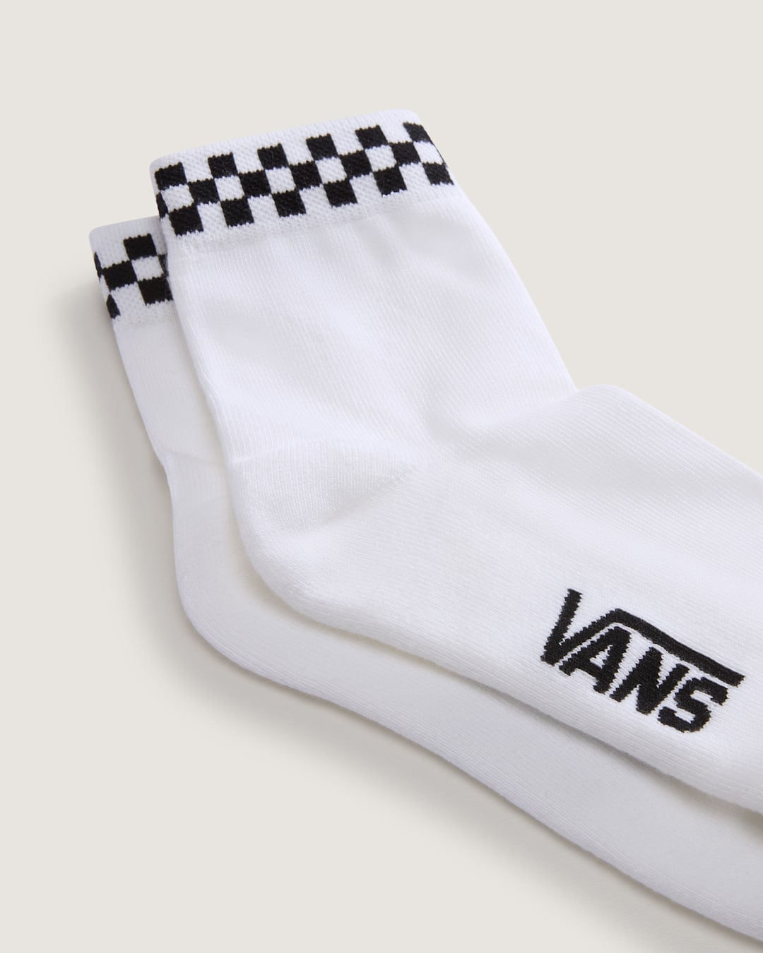 Peek-A-Check Half Crew Socks in White / Black | Vans on sale