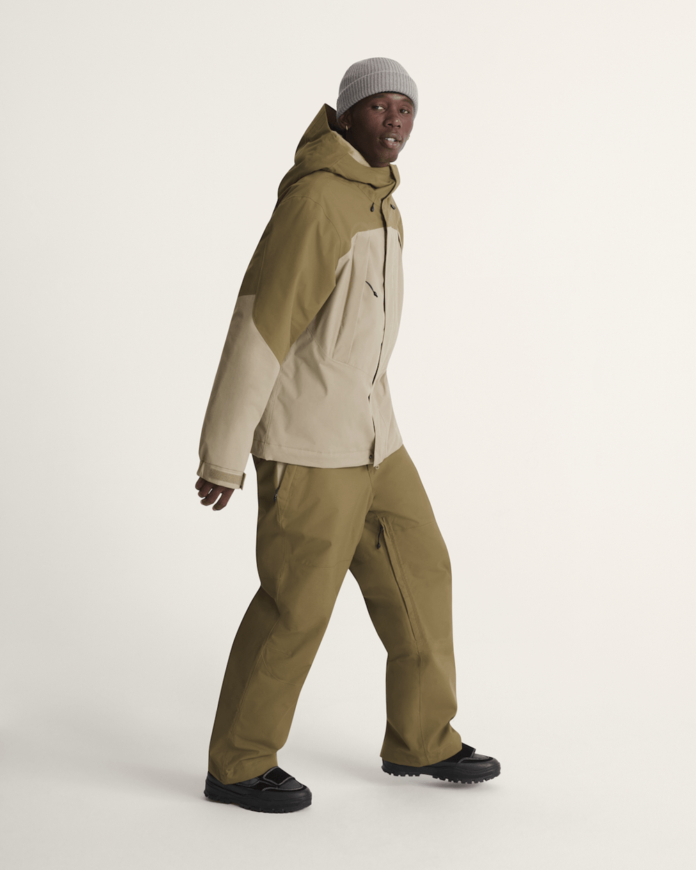 Hellbound Snow Jacket in Warm Brown | Vans discount