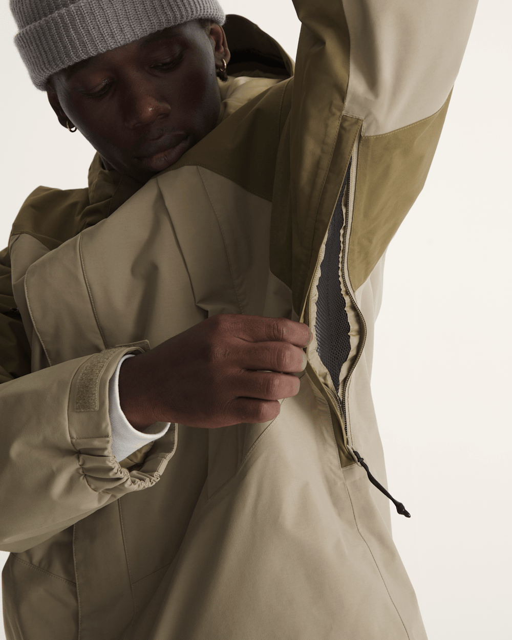 Hellbound Snow Jacket in Warm Brown | Vans discount