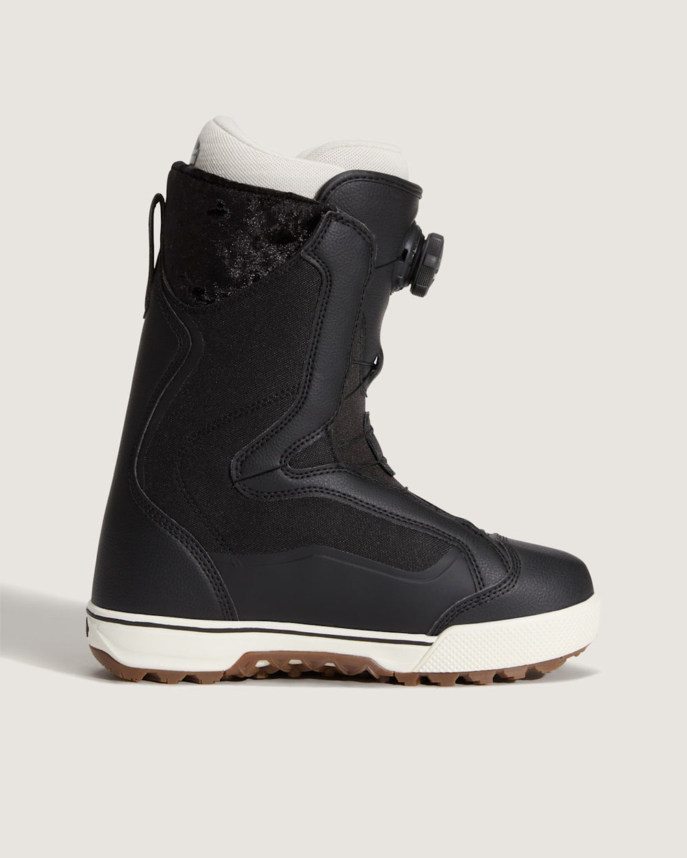Women's Encore Pro Snowboard Boot in Black / Marshmallow White | Vans near me