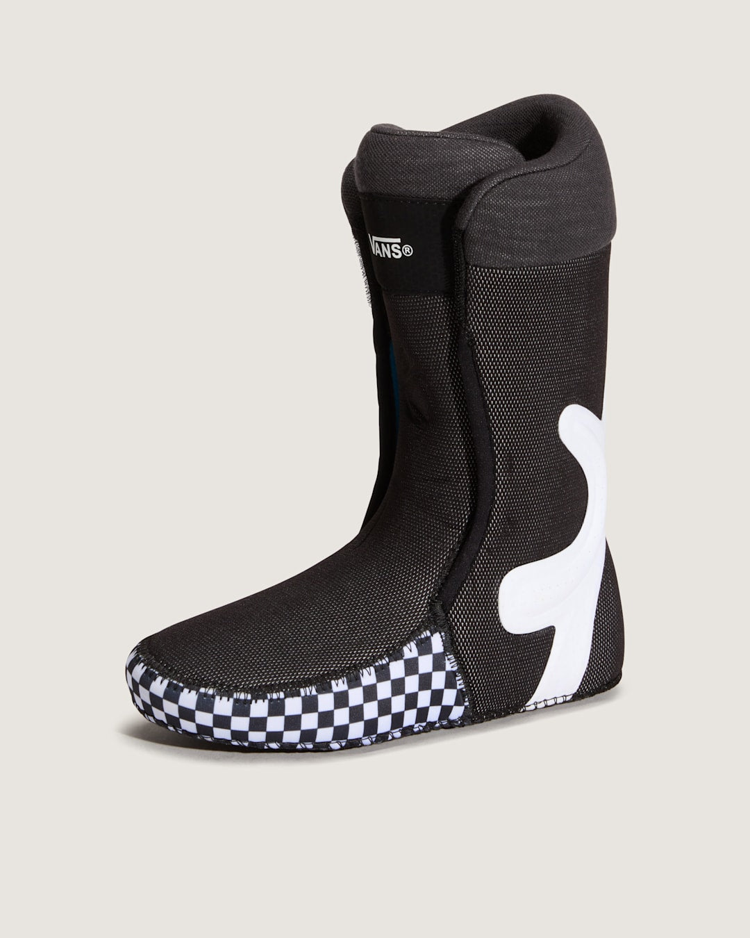Women's Hi-Standard Pro Snowboard Boot in Black / White | Vans online