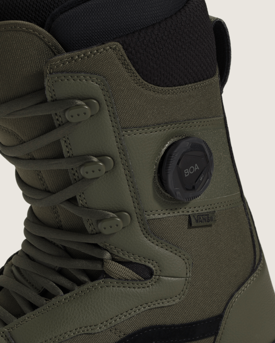 Invado OG Snowboard Boot in Grape Leaf Green | Vans sale