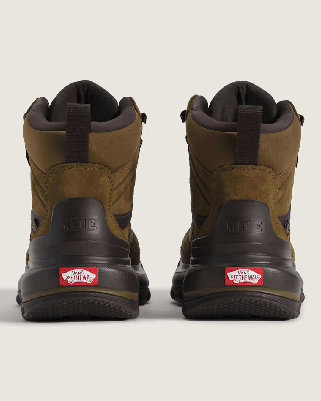 Crestline Waterproof Boot in Tobacco Brown | Vans outlet