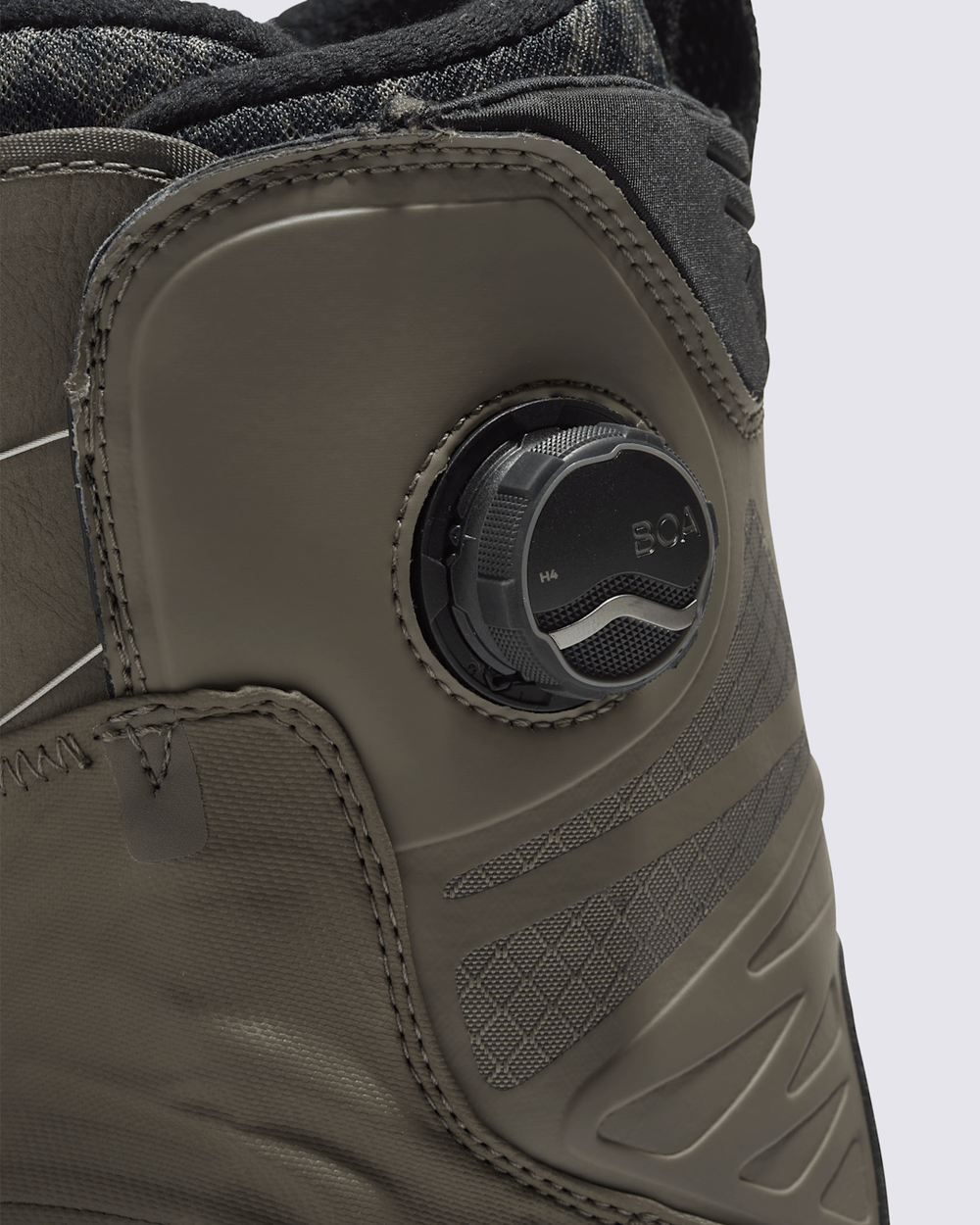 Verse X Parker Szumowski Snowboard Boot in Bungee Cord Brown Taupe | Vans near me