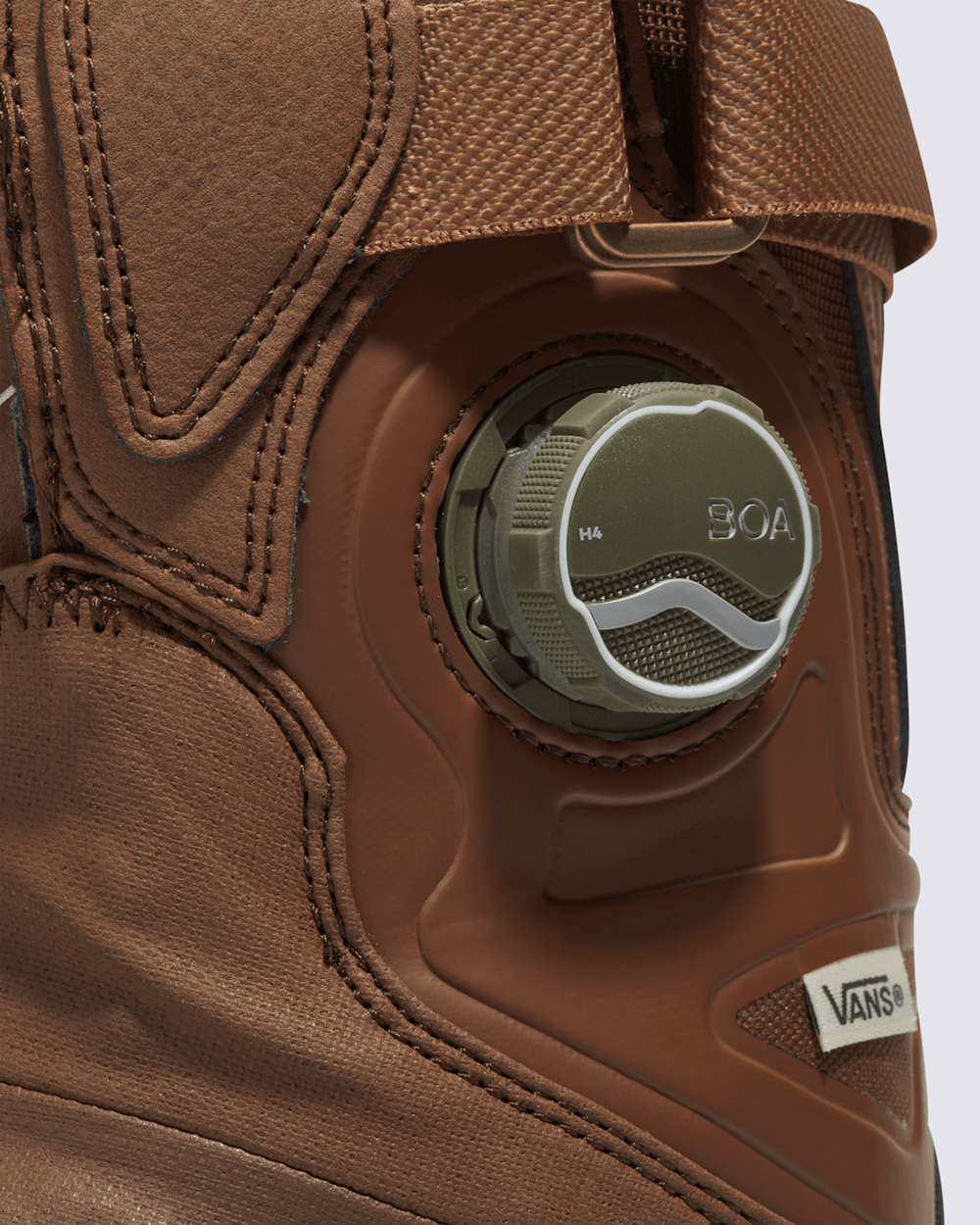 Womens Viaje Range Edition X Hana Beaman Snowboard Boot in Brown / Grape Leaf Green | Vans outlet