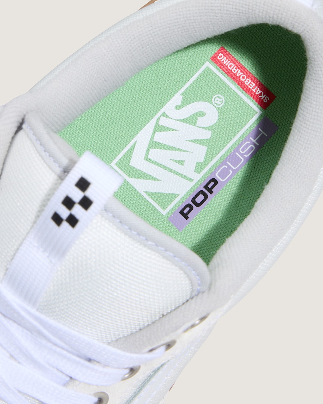 Skate Old Skool 36+ Gum Shoe in White | Vans sale