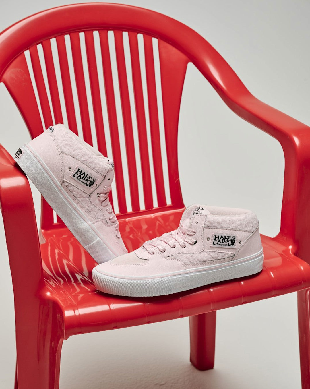 Skate Half Cab Shoe in Pink / White | Vans on sale