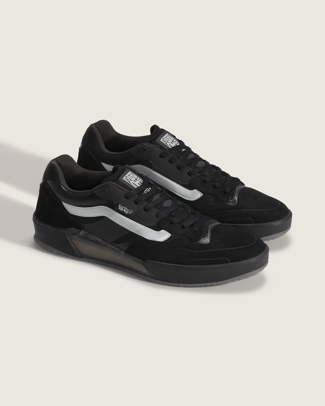 Skate AVE 2.0 Shoe in Black | Vans online