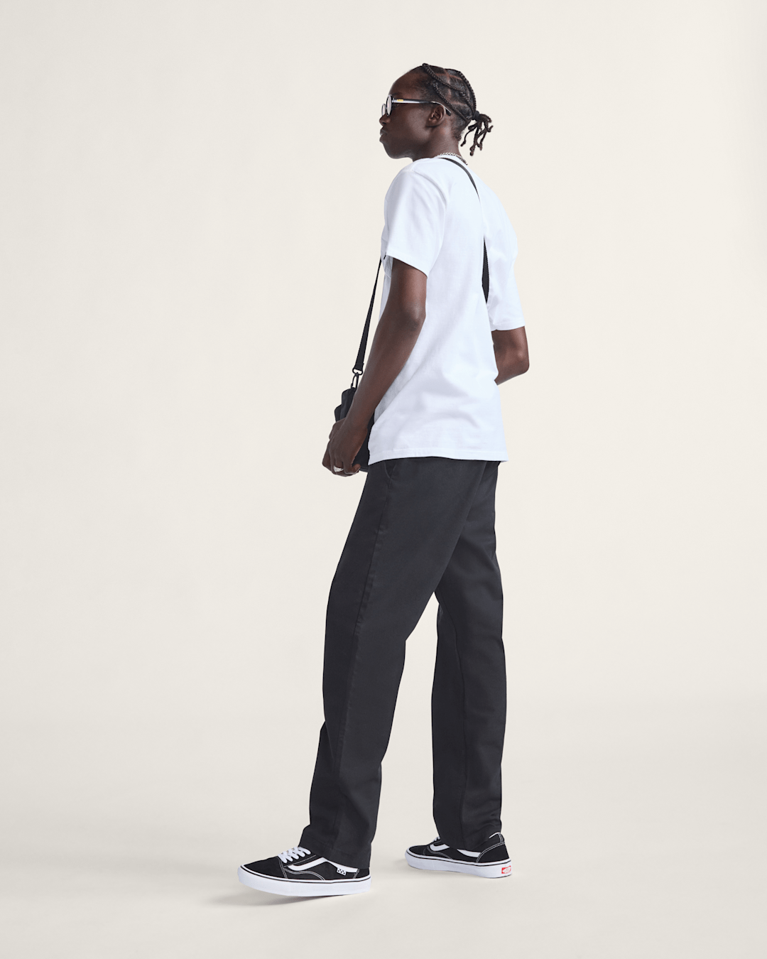 Authentic Chino Relaxed Pants in Black | Vans sale