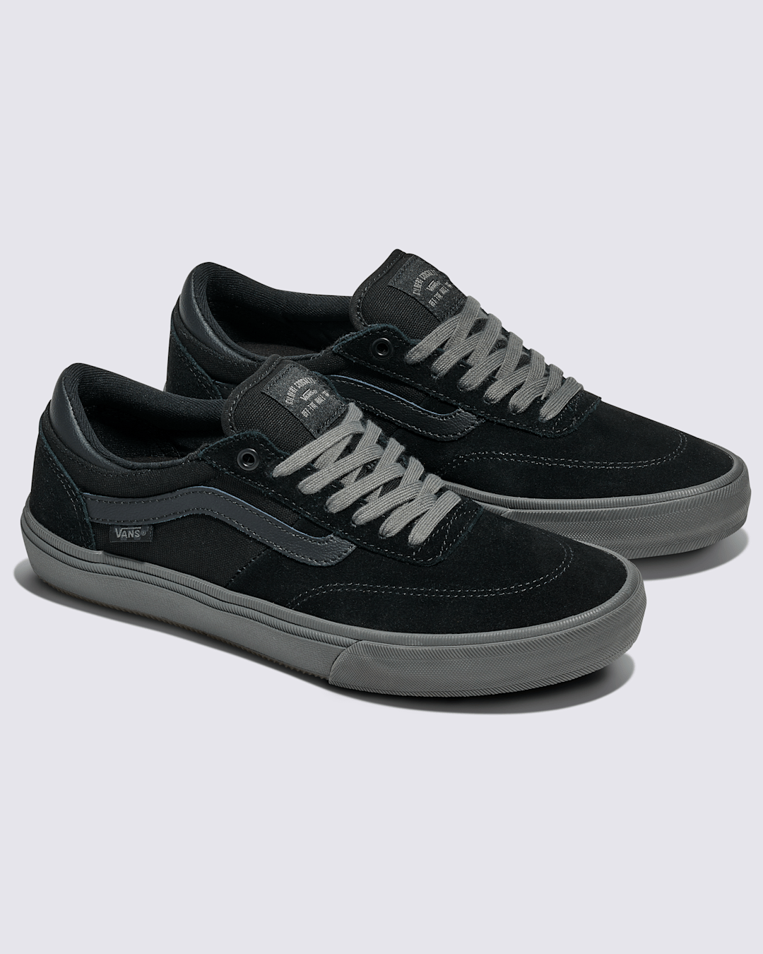 Skate Gilbert Crockett Shoe in Black / Charcoal Grey | Vans sale