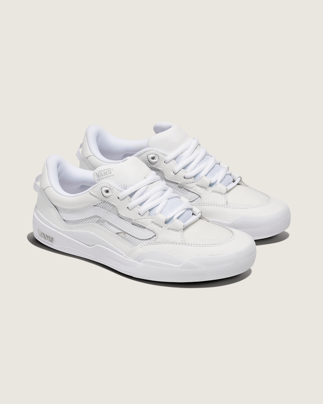 Skate 2 Wayvee Shoe in White | Vans outlet