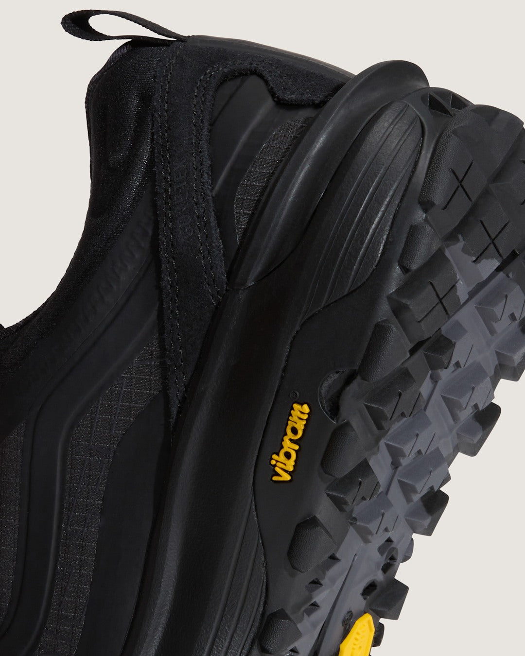 Crosspath XC GORE-TEX Shoe in Blackout | Vans outlet