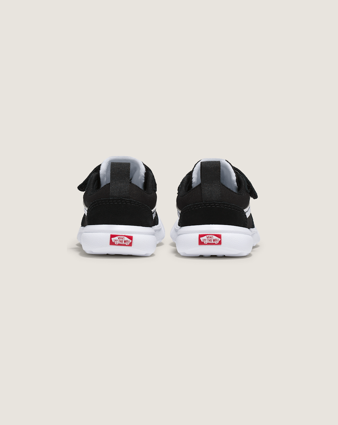 Toddler UltraRange V Shoe in Black / True White | Vans near me