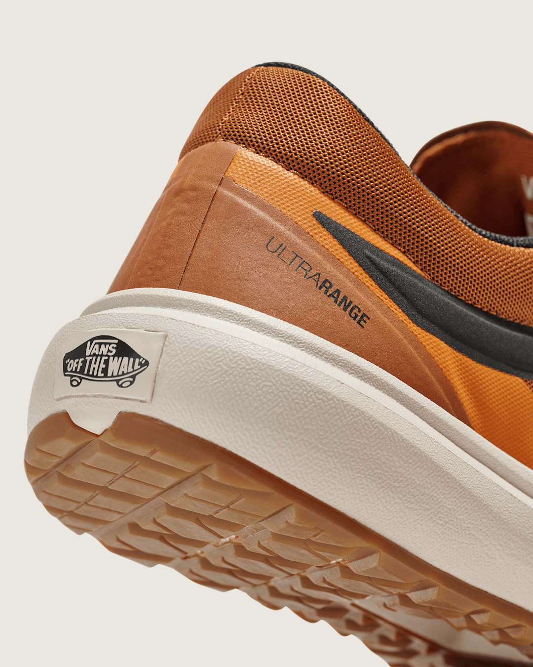 UltraRange 2.0 Shoe in Orange / Brown | Vans on sale