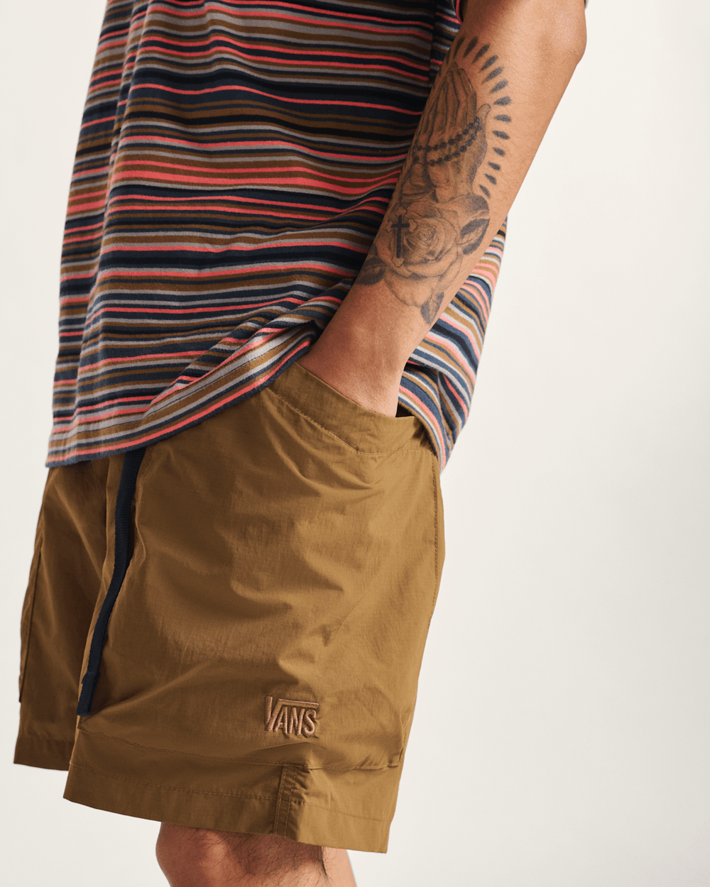 Trek Guide 19'' Shorts in Sepia Brown | Vans discount