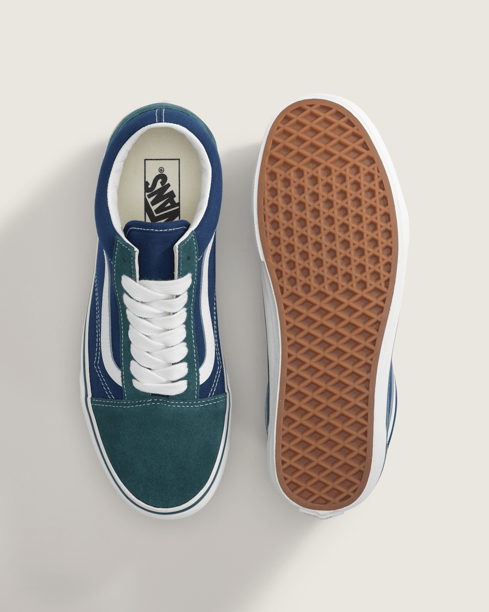 Old Skool Shoe in Mystic Moss Green | Vans on sale
