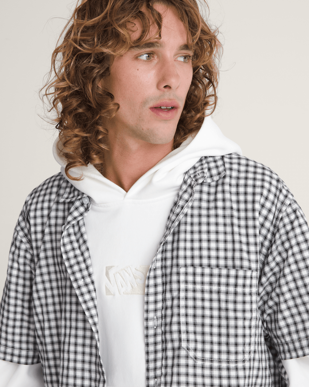 Larkspur Mini Plaid Shirt in White / Black | Vans outlet