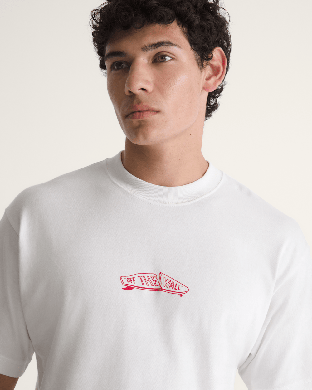 Buckled T-Shirt in White | Vans online