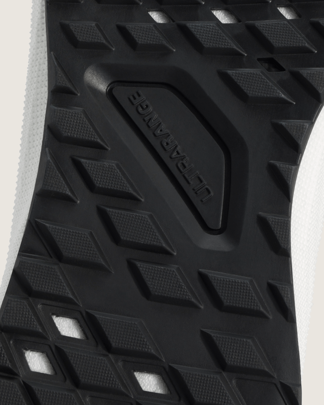 UltraRange Neo 2.0 Shoe in Black / White | Vans sale