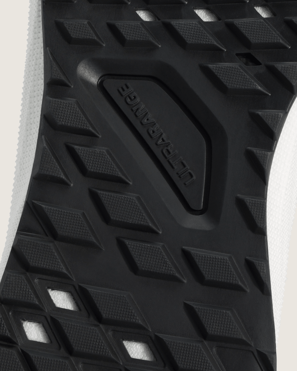 UltraRange Neo 2.0 Shoe in Black / White | Vans sale