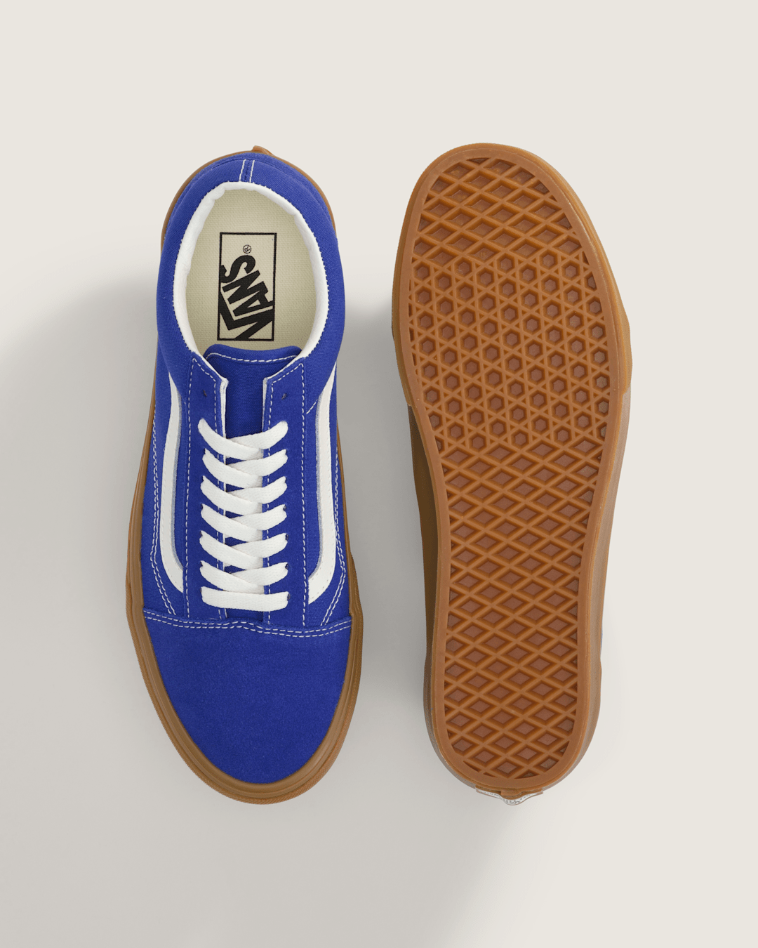 Old Skool Shoe in Gum Royal Cobalt Blue | Vans on sale