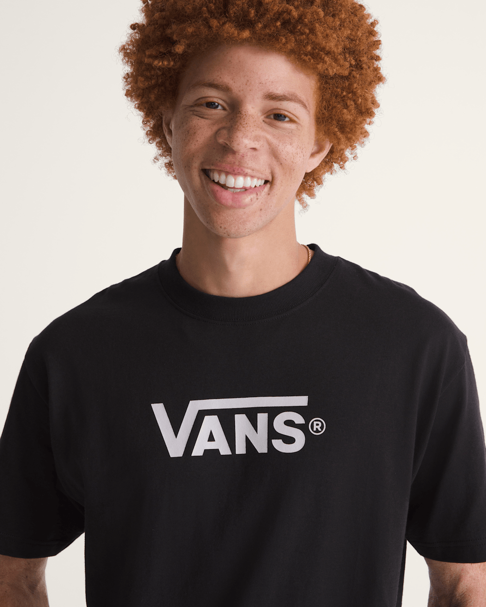 New Vans Classic T-Shirt in Black / White | Vans outlet