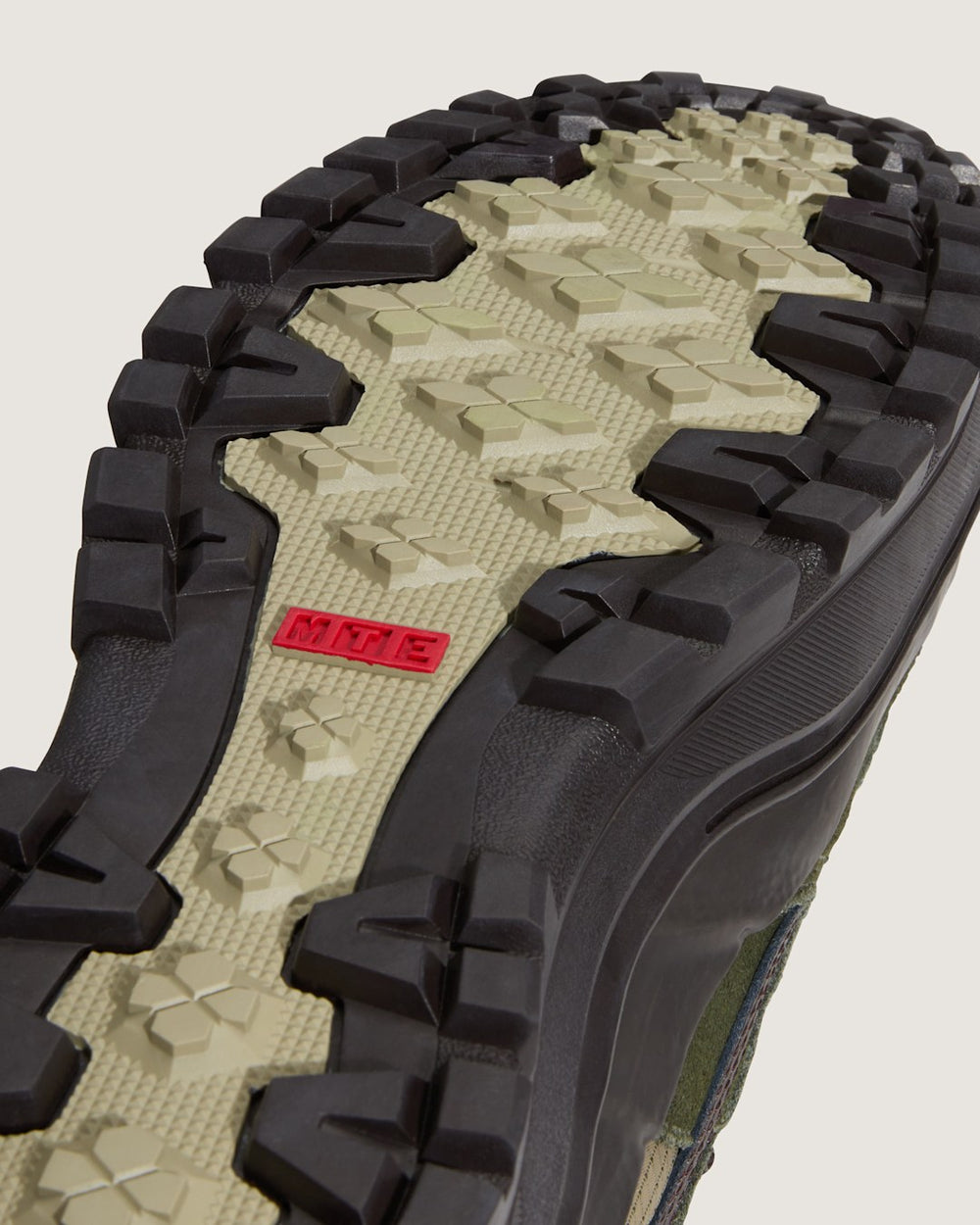 Sk8-Hi GORE-TEX Insulated Shoe in Dark Green / Dark Brown | Vans online