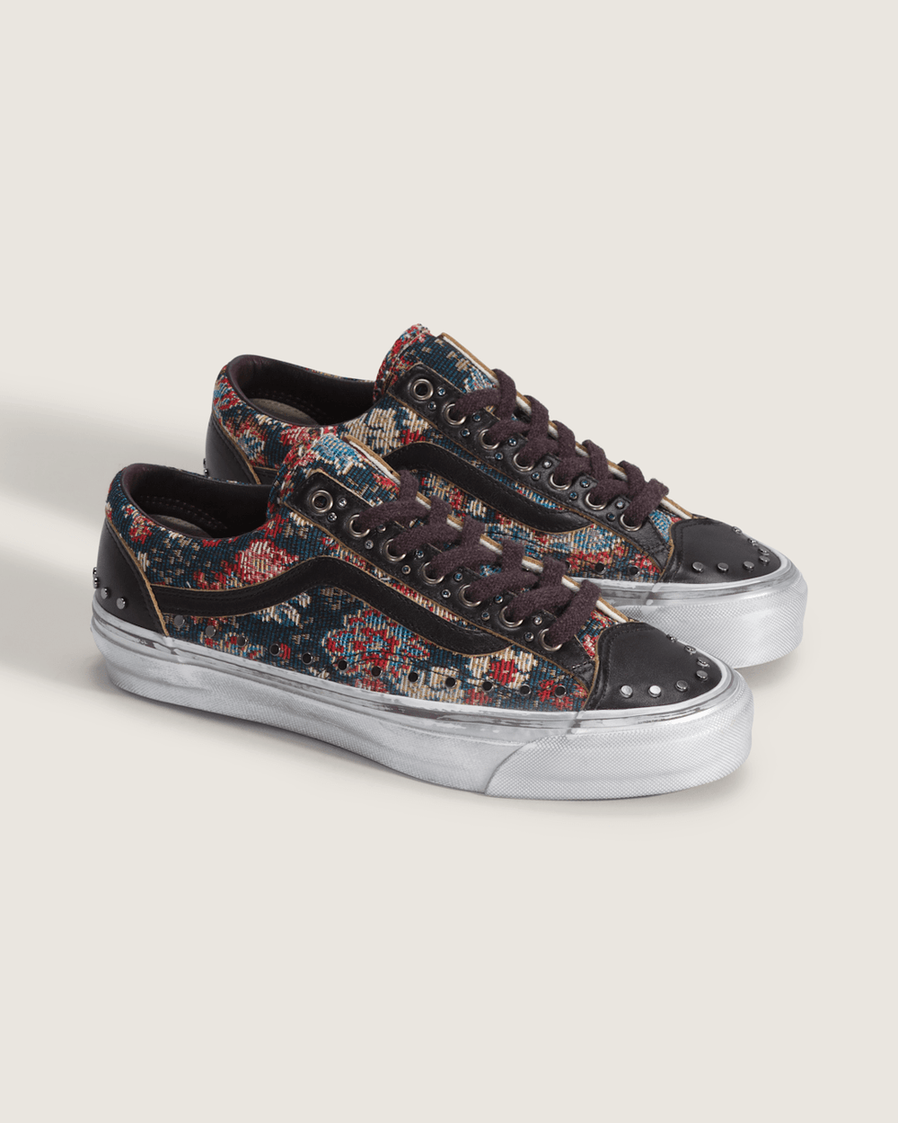 OTW Old Skool 36 Vibram in Floral Black | Vans near me