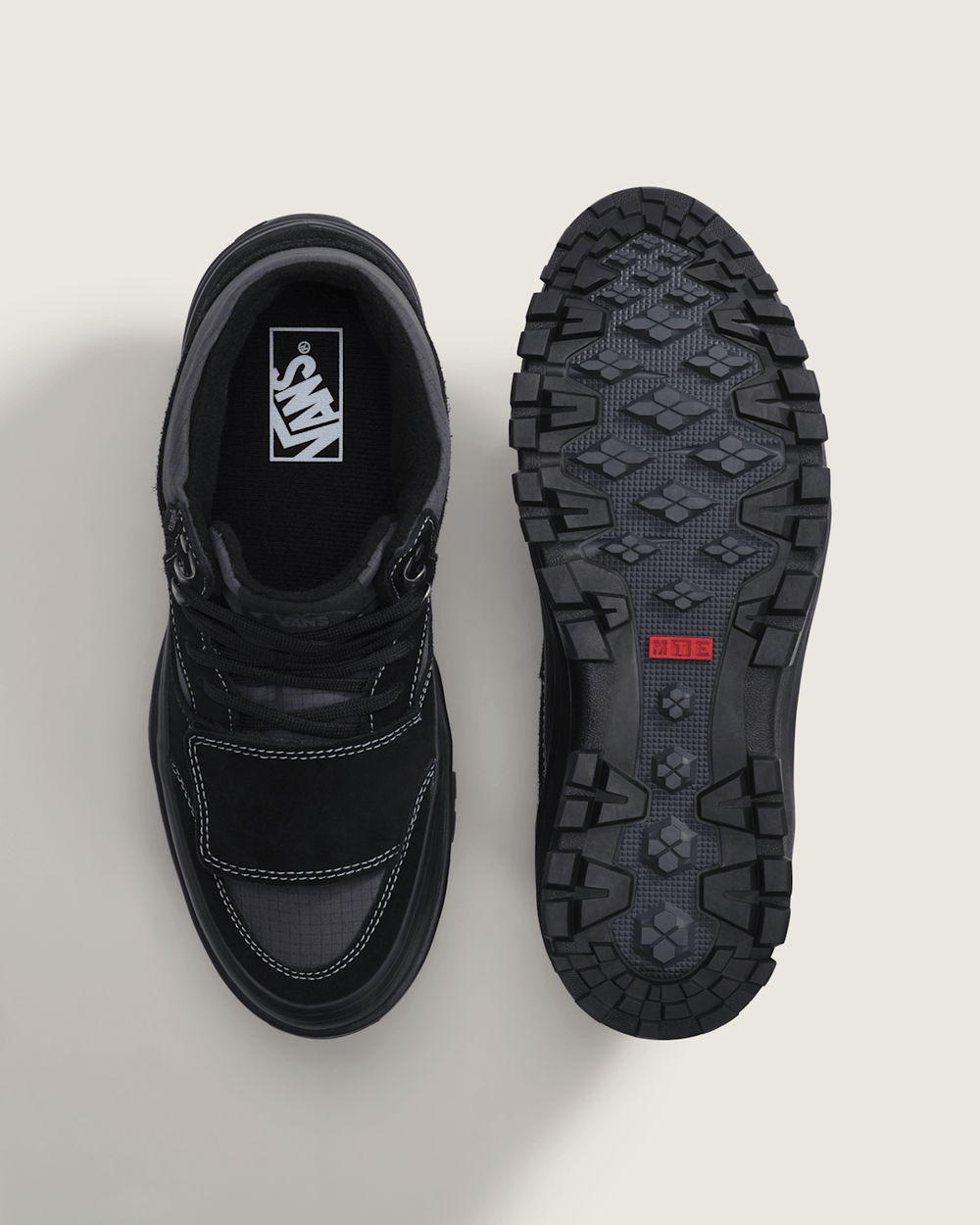 Mountain Mid GORE-TEX Insulated Shoe in Black | Vans sale