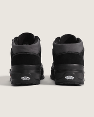Mountain Mid GORE-TEX Insulated Shoe in Black | Vans sale