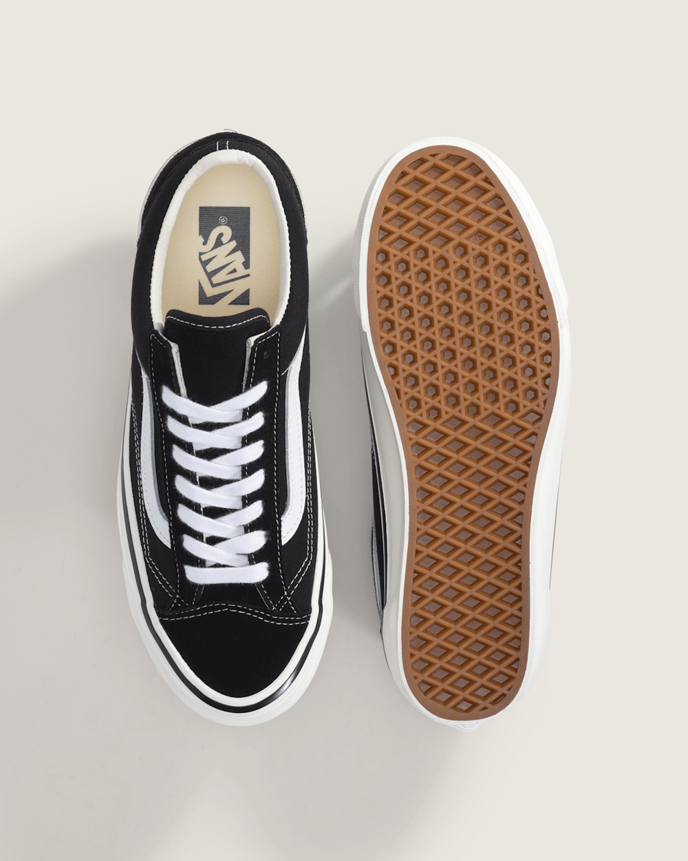 Premium Old Skool Shoe in Black / Marshmallow White | Vans sale
