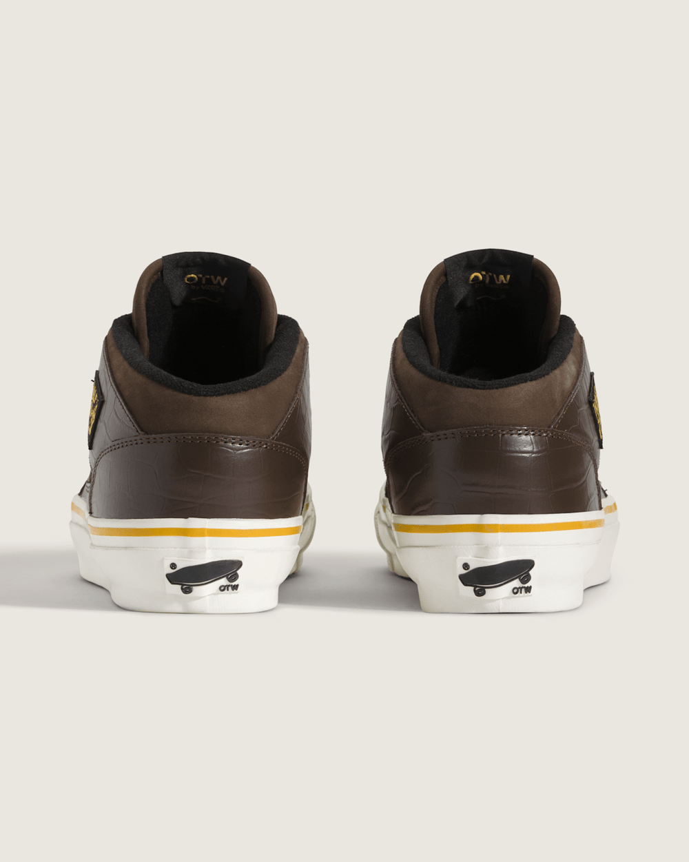 OTW Half Cab 33 Vibram in Demitasse Brown | Vans sale