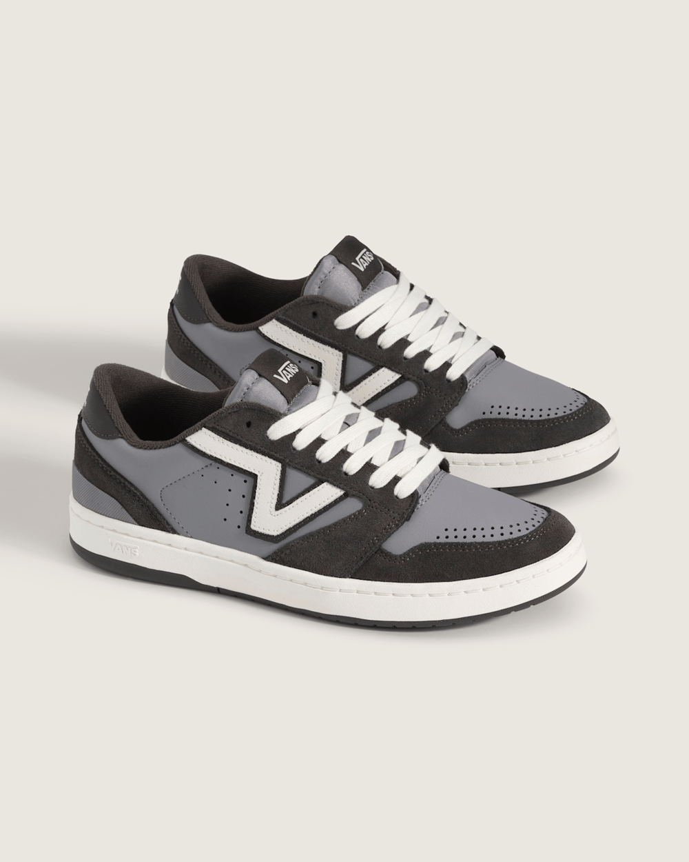 Lowland 2.0 Shoe in Dark Grey | Vans online