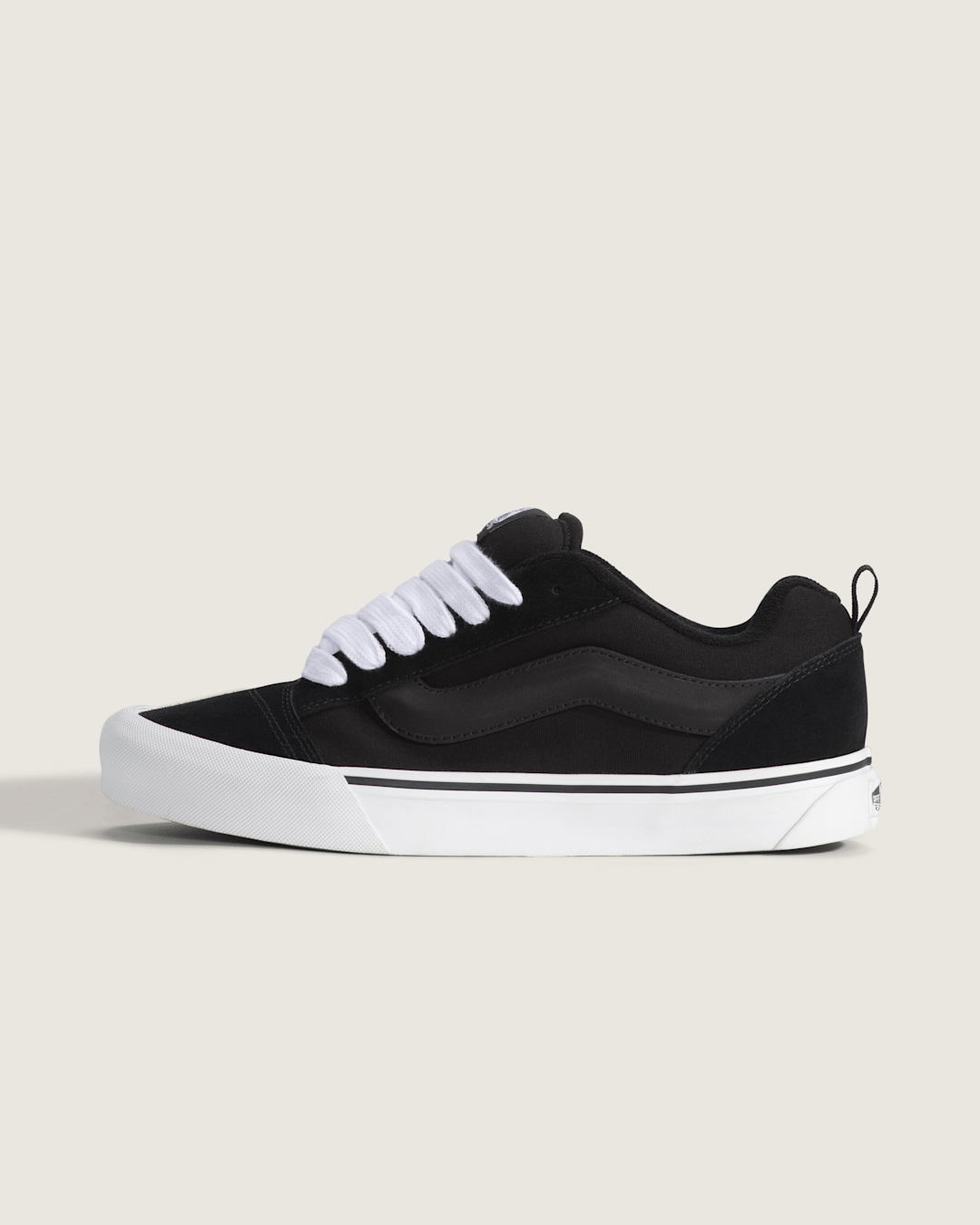 Knu Skool Shoe in Black | Vans outlet