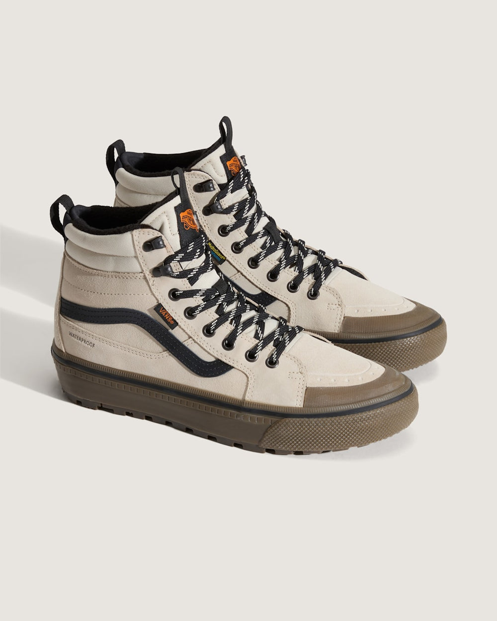 Sk8-Hi Waterproof Insulated Shoe in Oatmeal Beige / Black | Vans outlet