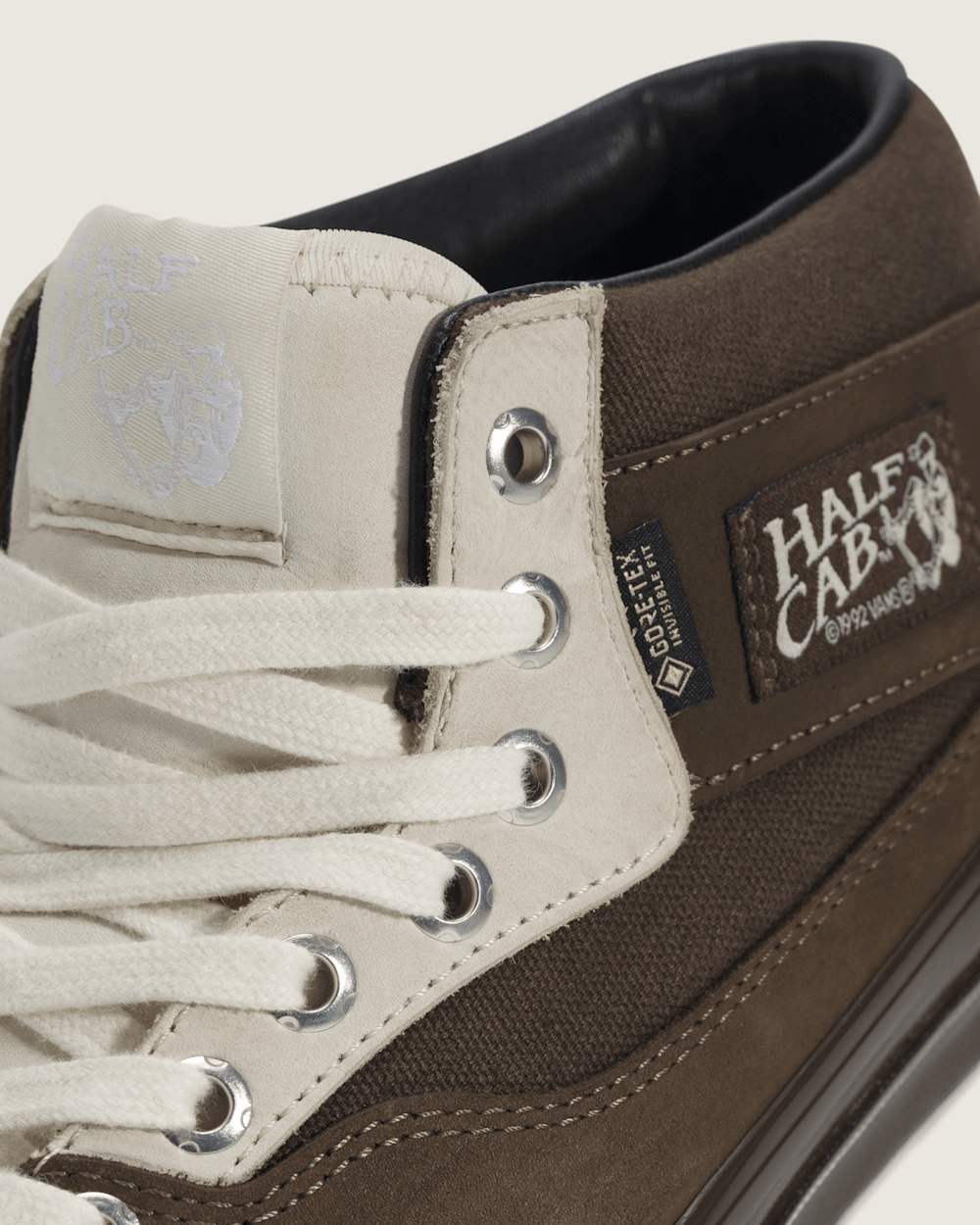 Premium Half Cab 33 GORE-TEX Shoe in Coal Brown | Vans online