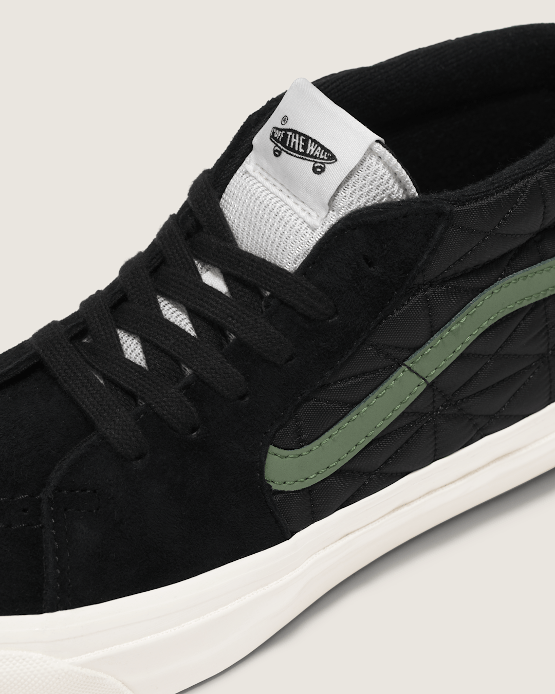Premium Sk8-Mid Shoe in Black / Green | Vans sale