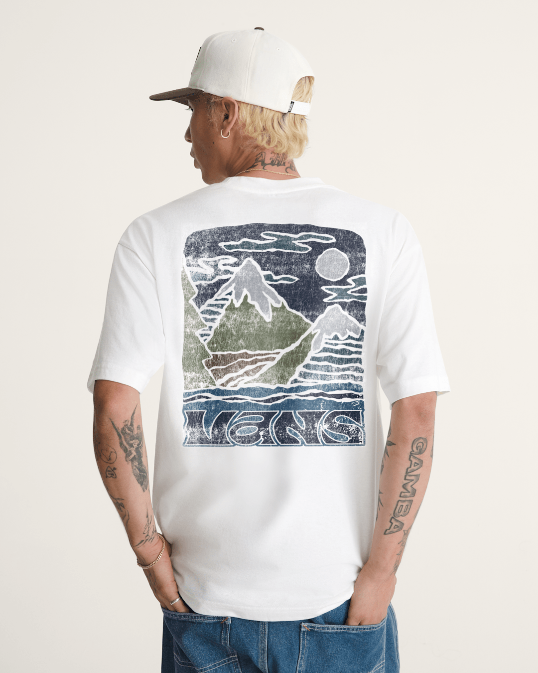 New Heights T-Shirt in White | Vans discount