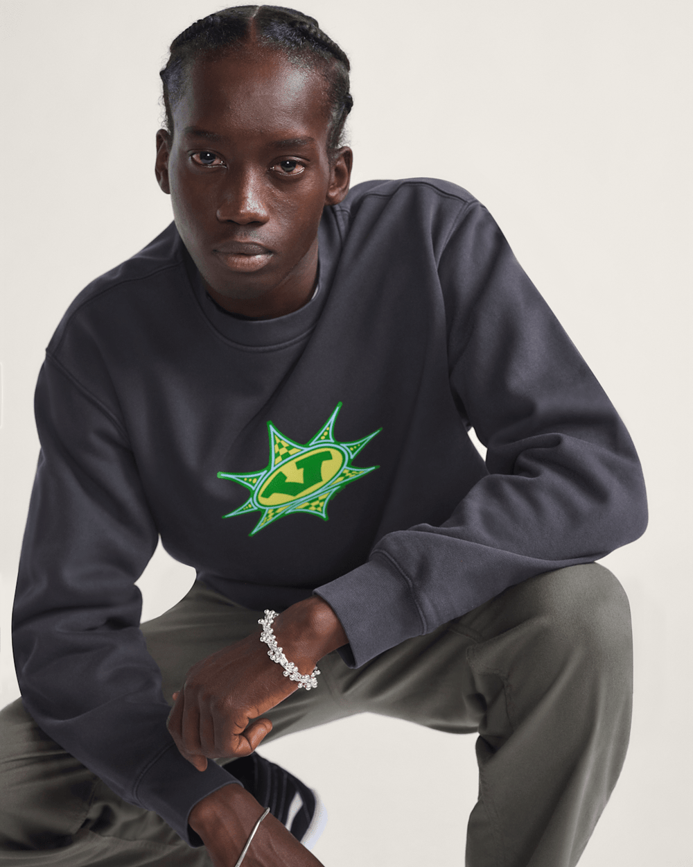Star Checker Crew Sweatshirt in Black | Vans sale