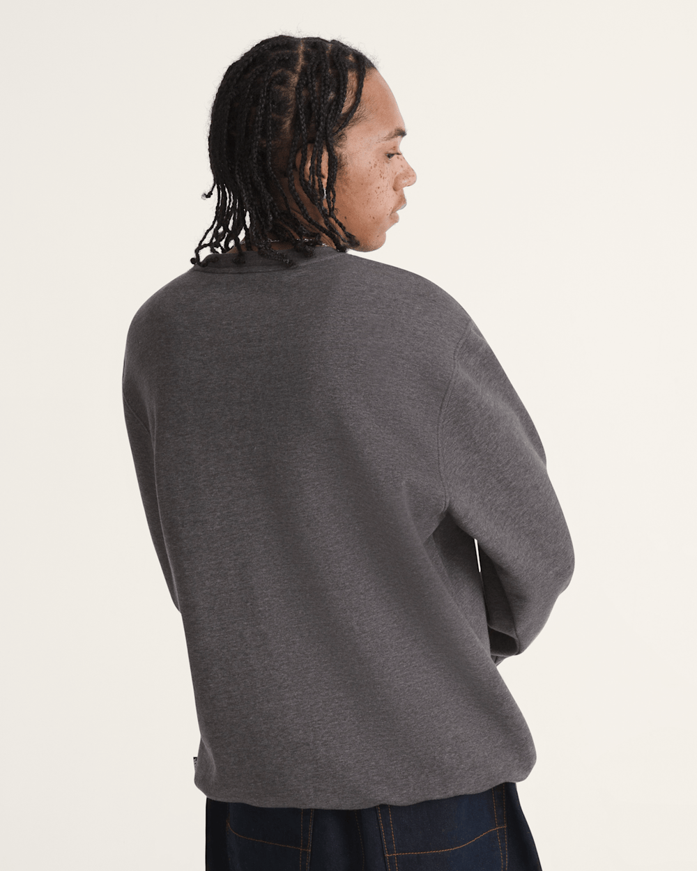 Vans 66 Crew Sweatshirt in Asphalt Grey | Vans online