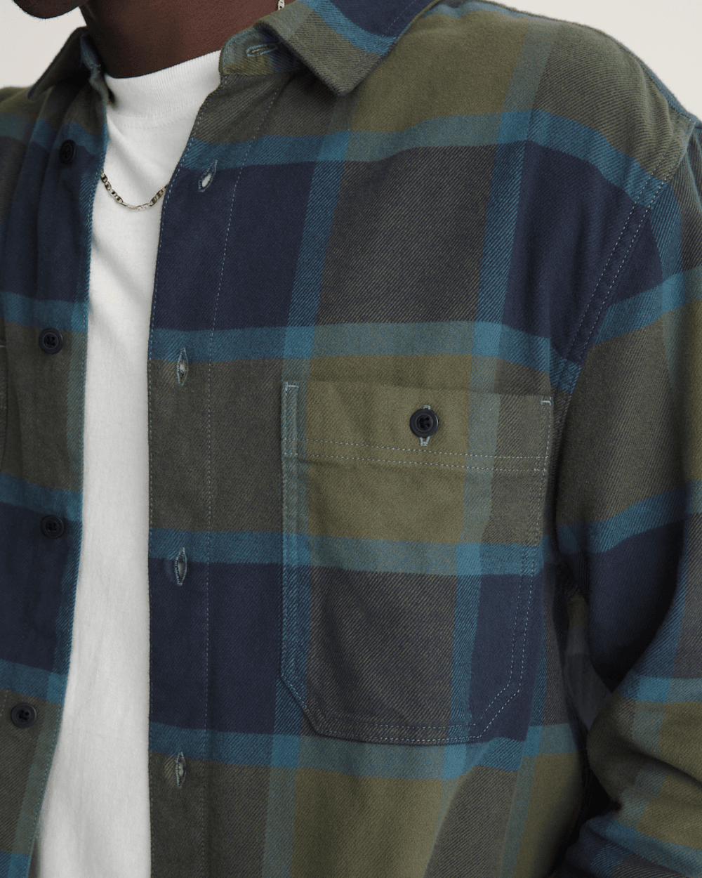 Larkspur Plaid Flannel Shirt in Grape Leaf Green / Parisian Night Blue | Vans online