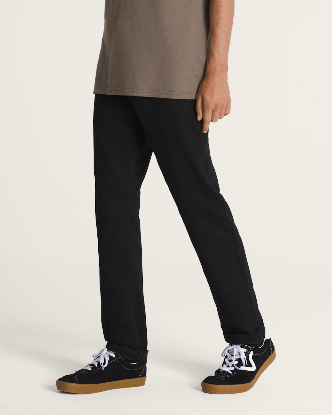 Authentic Chino Slim Pants in Black | Vans online