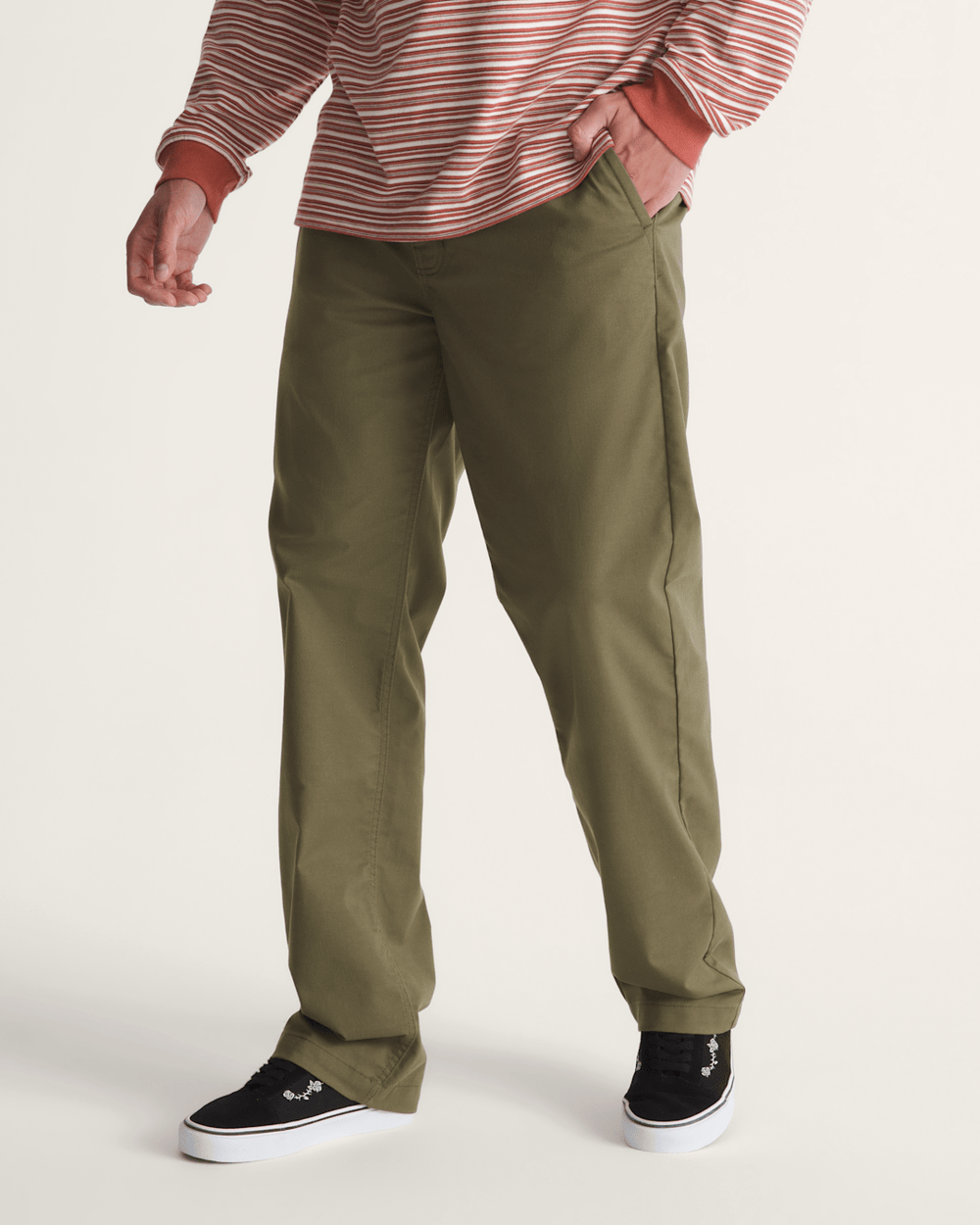 Authentic Chino Straight Pant in Mossy Olive Green | Vans outlet