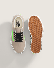 Little Kids Old Skool Shoe in Glow-in-the-Dark Black / Bay Leaf Green | Vans near me