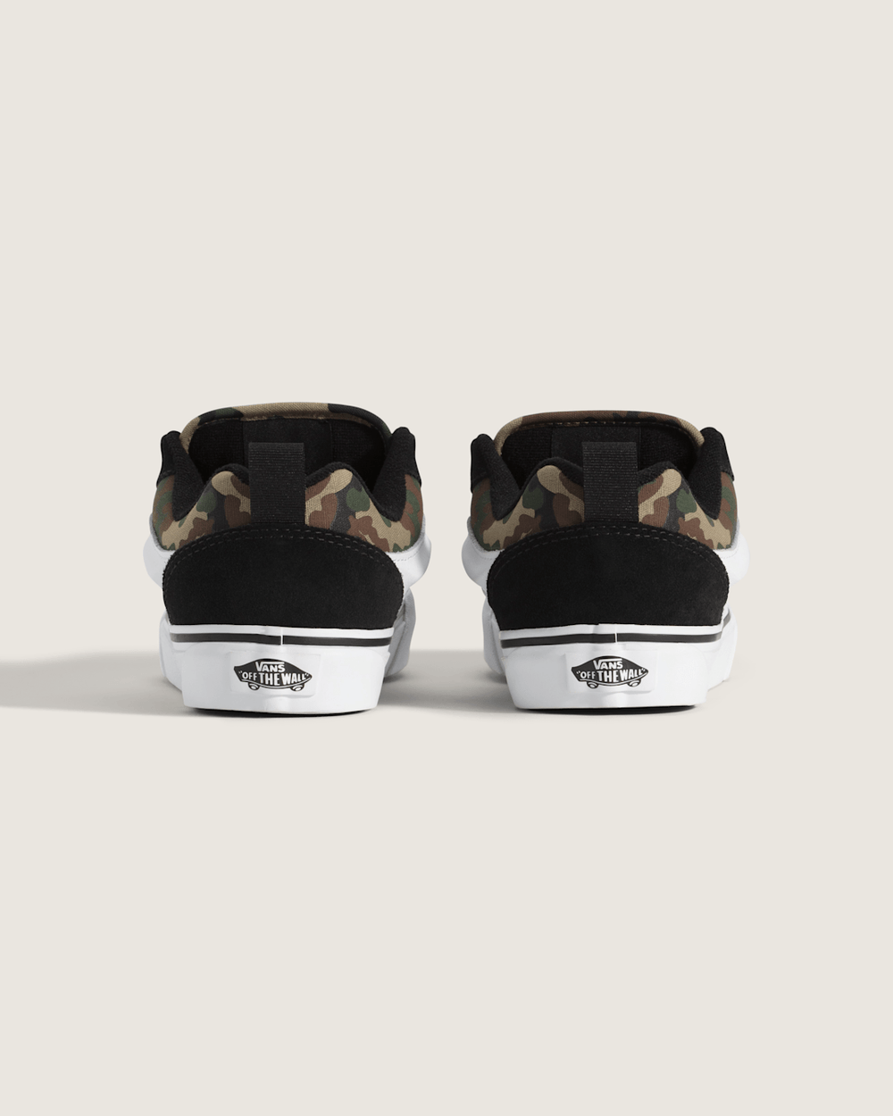 Big Kids Knu Skool Shoe in Camo Black / Green | Vans outlet