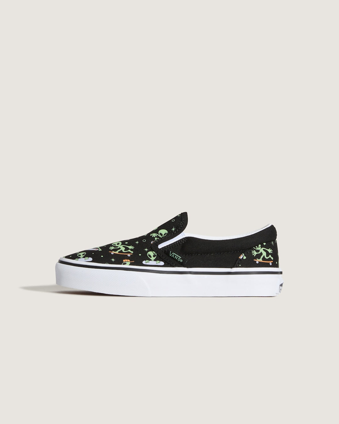 Little Kids Classic Slip-On Shoe in Black / Green | Vans discount