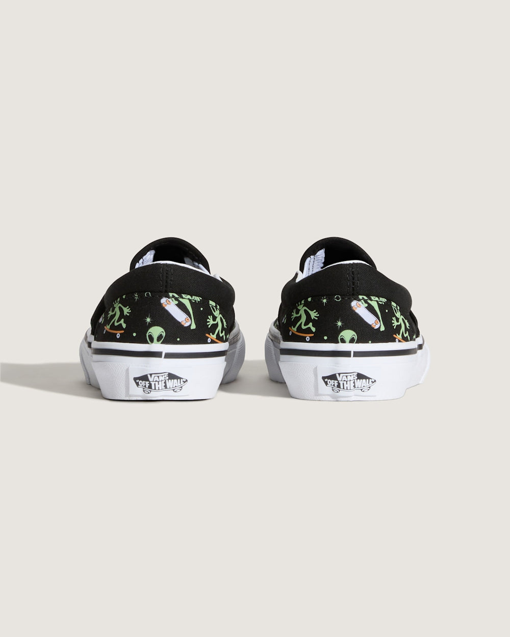 Little Kids Classic Slip-On Shoe in Black / Green | Vans discount